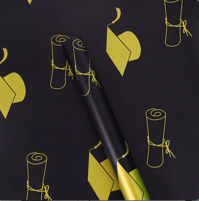 Papel de regalo floral de graduación
